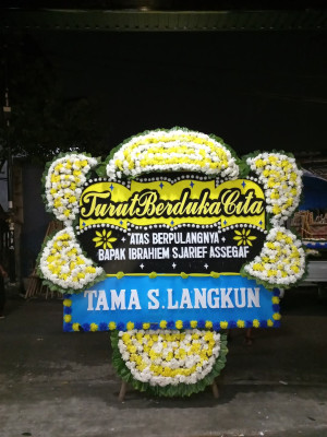 Papan Bunga Duka di 19 Ilir